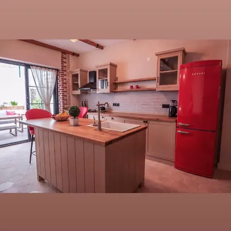 Macored Ayvalı